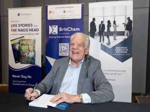 000001: Mã số căn cước đặc biệt của doanh nhân Anh dành trọn sự nghiệp 36 năm cho Việt Nam, nghỉ hưu vẫn làm việc 5 ngày/tuần