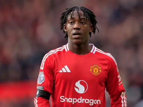 Manchester United có thể kiếm bộn tiền từ Mainoo