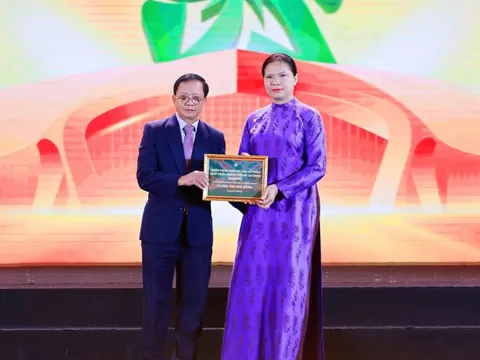 HDBank chung tay cùng Chính phủ hỗ trợ đồng bào vùng bão lũ