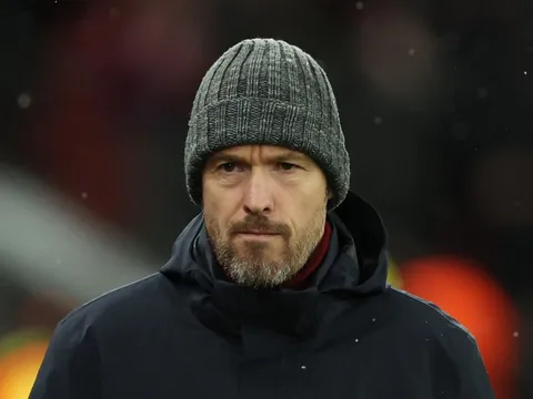 Ten Hag sáng cửa trở lại Premier League