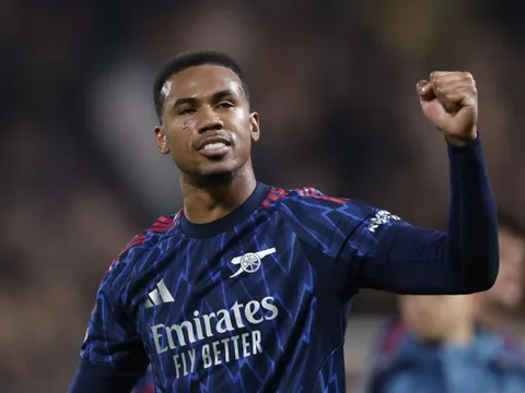 Ngoại hạng Anh lại áp đảo ở Champions League