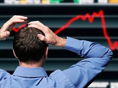 Hàng loạt doanh nghiệp 'bay hơi' gần như toàn bộ lợi nhuận so với cùng kỳ