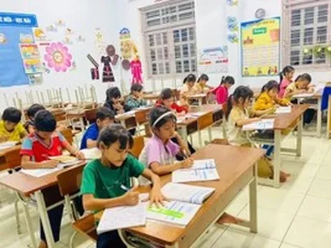 Học sinh toàn thành phố Đà Nẵng nghỉ học vào chiều 6/11 để phòng tránh bão