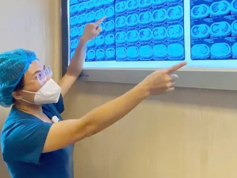 Kỳ tích y học: Chàng trai 19 tuổi sống lại sau 4 lần ngừng tim 0