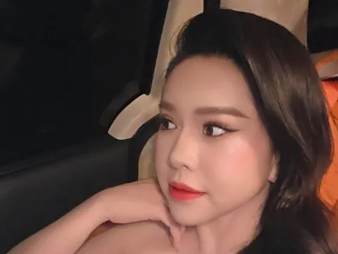 Nữ nghệ sĩ là hậu duệ gia tộc nổi tiếng, gia đình liên tiếp gặp biến cố: Có chồng 12 năm mới công khai