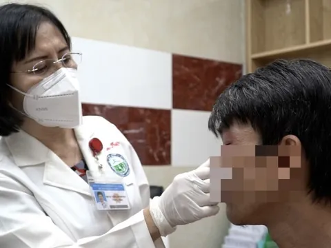 Kiến ba khoang lại tấn công người TP.HCM, bác sĩ cảnh báo chữa trị bằng 'mẹo' 0