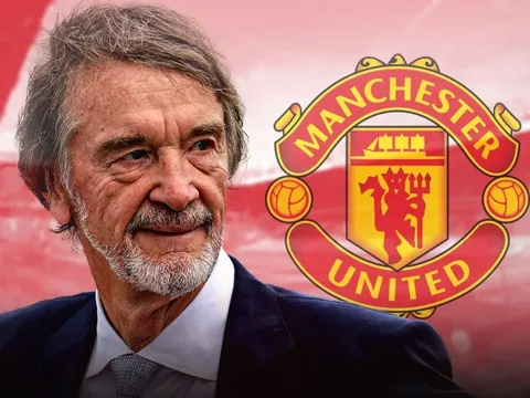 Chủ MU mất bộn tiền vì Tottenham