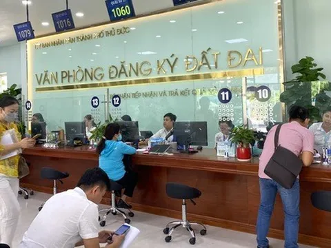 TP HCM: Văn phòng Đăng ký đất đai hoàn trả hàng trăm triệu chuyển nhầm
