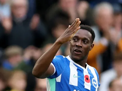 Quyết định gây tranh cãi ở tuyển Anh