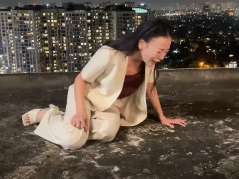 'Dậy sóng' hậu trường Phương Oanh gào khóc đến sưng mắt, khán giả bàn luận rôm rả