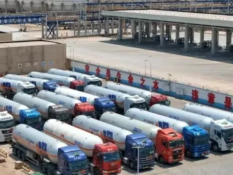 Ấn Độ có sự thay đổi lớn, cắt giảm mạnh lượng dầu mua từ Nga, chấp hành lệnh trừng phạt của Mỹ