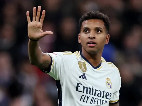 Chelsea ra giá mua Rodrygo
