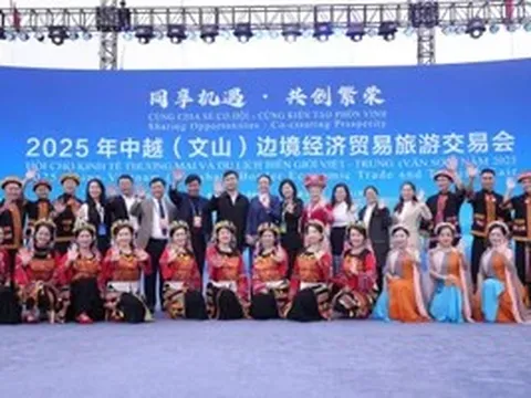 Tuyên Quang đẩy mạnh hợp tác du lịch vùng biên giới