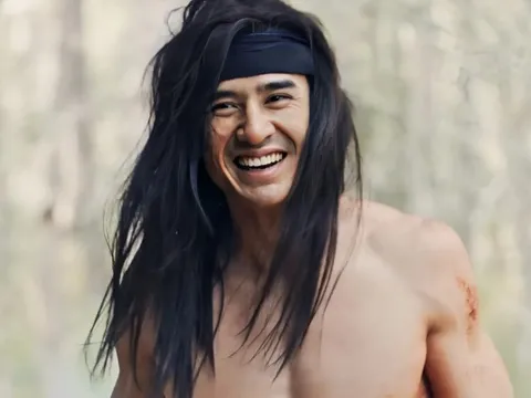 Lương Thế Thành khoe ảnh cởi trần lực lưỡng ở tuổi 43, lộ chi tiết gây trầm trồ