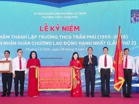 Trường THCS Trần Phú kỷ niệm 70 năm ngày thành lập