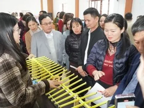 Quy định chế độ làm việc đối với giáo viên cơ sở GDTX: Động lực để yên tâm dạy học, cống hiến