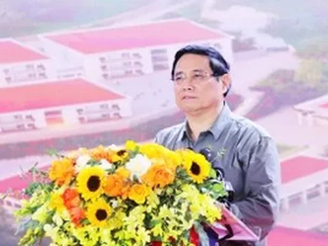 Thủ tướng: Những ngôi trường mới không chỉ là nơi gieo tri thức, mà còn là cột mốc lòng dân