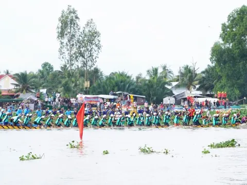 Tôn vinh bản sắc, thắt chặt tình đoàn kết các dân tộc An Giang