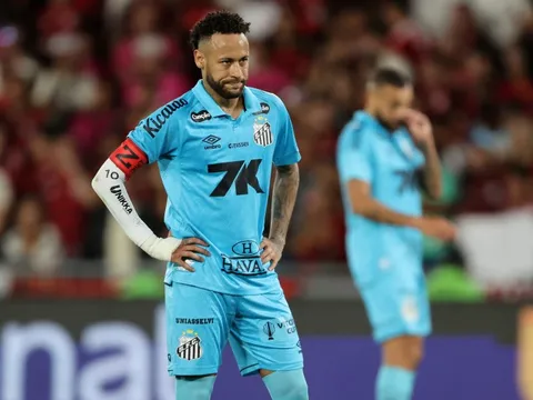 Trận đấu thảm họa của Neymar