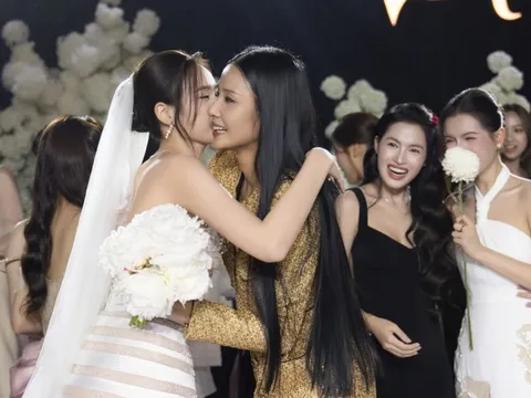 Bất ngờ danh tính người đẹp bắt được hoa cưới của Hoa hậu Đỗ Thị Hà