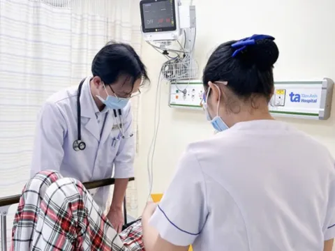 Vụ nghi ngộ độc sau khi ăn bánh mì ở TP.HCM: Thêm 9 người nhập viện 0