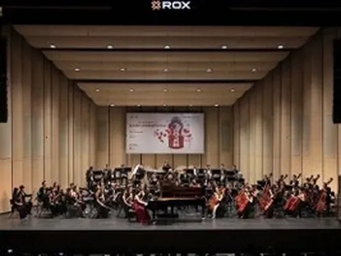 Dàn nhạc Giao hưởng Hà Nội thăng hoa trong hòa nhạc Dvořák & Rachmaninov