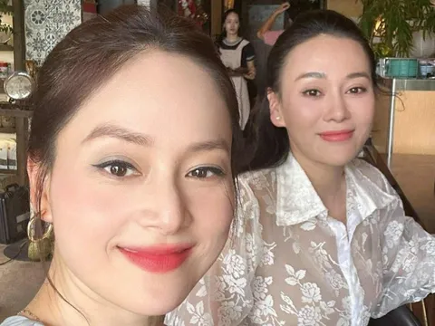 Lan Phương khoe khoảnh khắc tươi tắn bên Phương Oanh, nói vỏn vẹn một câu khiến ai cũng suy nghĩ