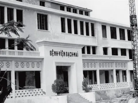Bệnh viện Bạch Mai có tiền thân là cơ sở y tế nào? 0