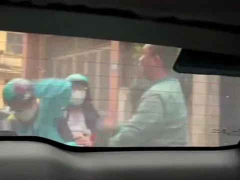 Điều tra vụ tài xế xe ôm công nghệ bị tấn công sau va chạm