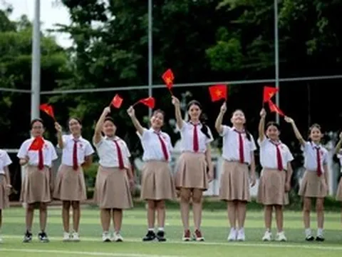 iSchool Ninh Thuận giành giải Nhì tại Amazing Performance 2025