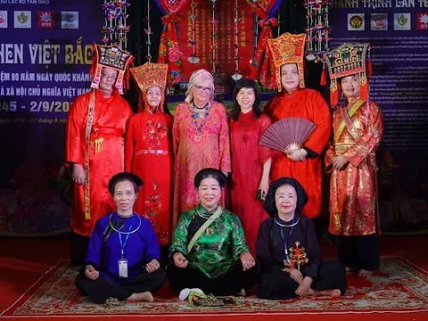 Phát huy trí tuệ Việt toàn cầu - Kiều bào hiến kế cho chiến lược văn hóa và con người