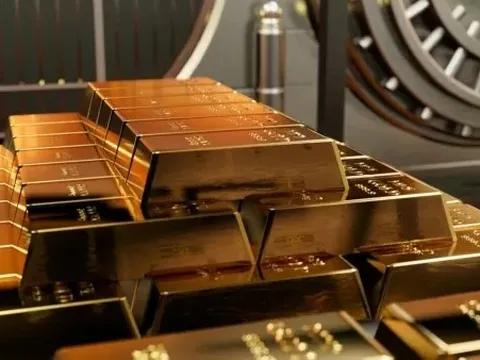 Giá vàng hôm nay 12/11/2025 ở vị thế tốt, SJC tăng gần 2 triệu đồng/lượng; Nga, Trung Quốc tăng dự trữ