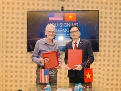 Triển khai chương trình MBA định hướng tư duy quản trị số đầu tiên tại Việt Nam