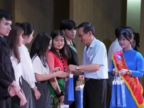 Nỗ lực thu hút học sinh giỏi vào ngành sư phạm