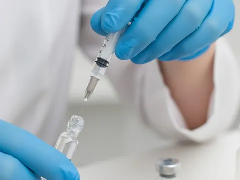 Thuốc ung thư của Nga được cấp phép ở Việt Nam: Bao giờ đưa vào điều trị? 1