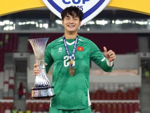 Cao Văn Bình có thể đe dọa vị trí của Trung Kiên?