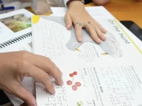 Mở cánh cửa tri thức bằng chữ nổi và in 3D