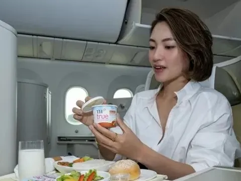 Trải nghiệm sản phẩm cao cấp, hoàn toàn từ thiên nhiên của TH trên các chuyến bay Vietnam Airlines