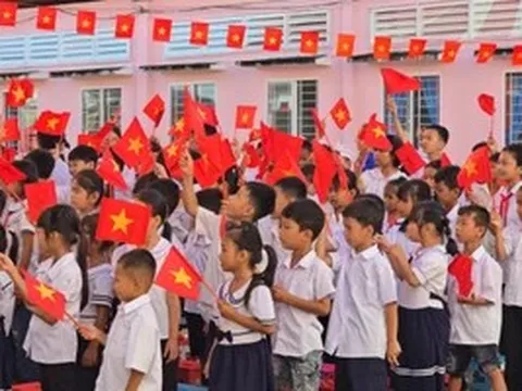 Công tác xóa mù chữ ở tỉnh Vĩnh Long duy trì và phát triển bền vững