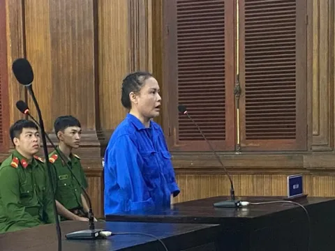 Lừa đảo 14 tỷ bằng mác "quen biết công an", nữ bị cáo lãnh 17 năm tù