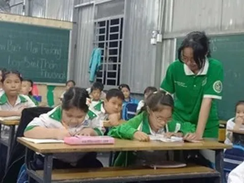 Hành trình 15 năm của lớp học tình thương Long Bửu