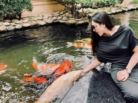 Nữ ca sĩ có hôn nhân ồn ào nhất nhì showbiz: Ở biệt thự 600 m2 tại Mỹ, giàu có, sống an nhiên sau sóng gió