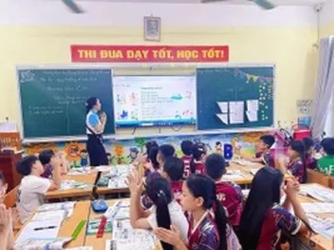 Trường Nguyễn Bỉnh Khiêm sôi nổi chào mừng 43 năm Ngày Nhà giáo Việt Nam