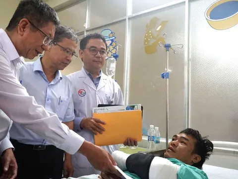 Lãnh đạo tỉnh Khánh Hòa thăm, động viên nạn nhân vụ sạt lở đèo Khánh Lê và Khánh Sơn