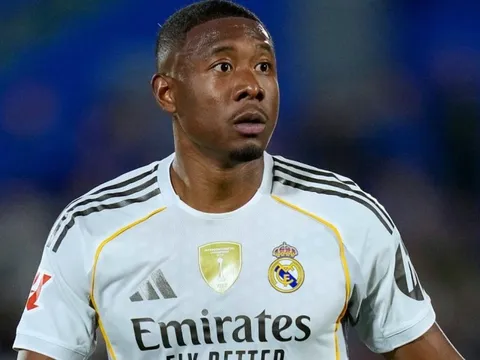 Real tống khứ 'cục nợ' Alaba