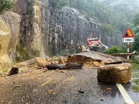 Hỗ trợ khẩn cấp 50 tỷ đồng cho tỉnh Khánh Hòa khắc phục thiệt hại do mưa lũ