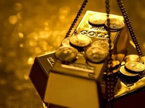 Giá vàng hôm nay 19/11/2025 chưa dứt đà giảm, thị trường đối mặt với 'cơn sóng lớn', xuất hiện tâm lý phòng thủ