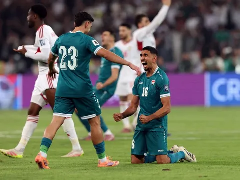 Phút thứ 117 điên rồ ở vòng loại World Cup