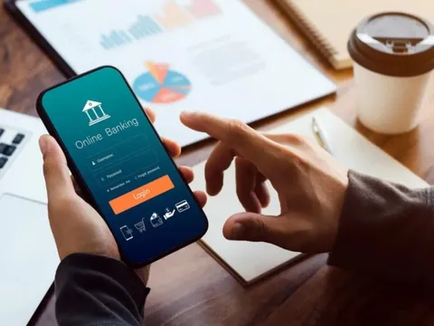 Vì sao cứ một khoảng thời gian, ngân hàng lại yêu cầu đổi mật khẩu?