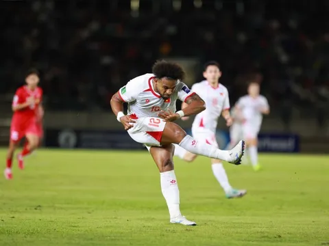 Cú sút tái sinh Xuân Son